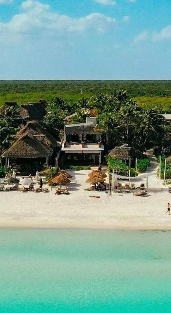 Chillaxing Beach Front House Villa Tulum 0*,  Mexikó