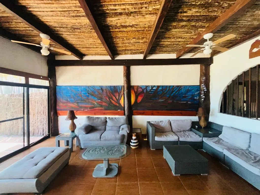 Hébergement de vacances Villa Chillaxing Beach Front House à Tulum